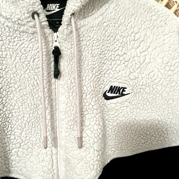 Nike Sportswear Women's Winter Windrunner Sherpa Jacket XL - Picture 6 of 6